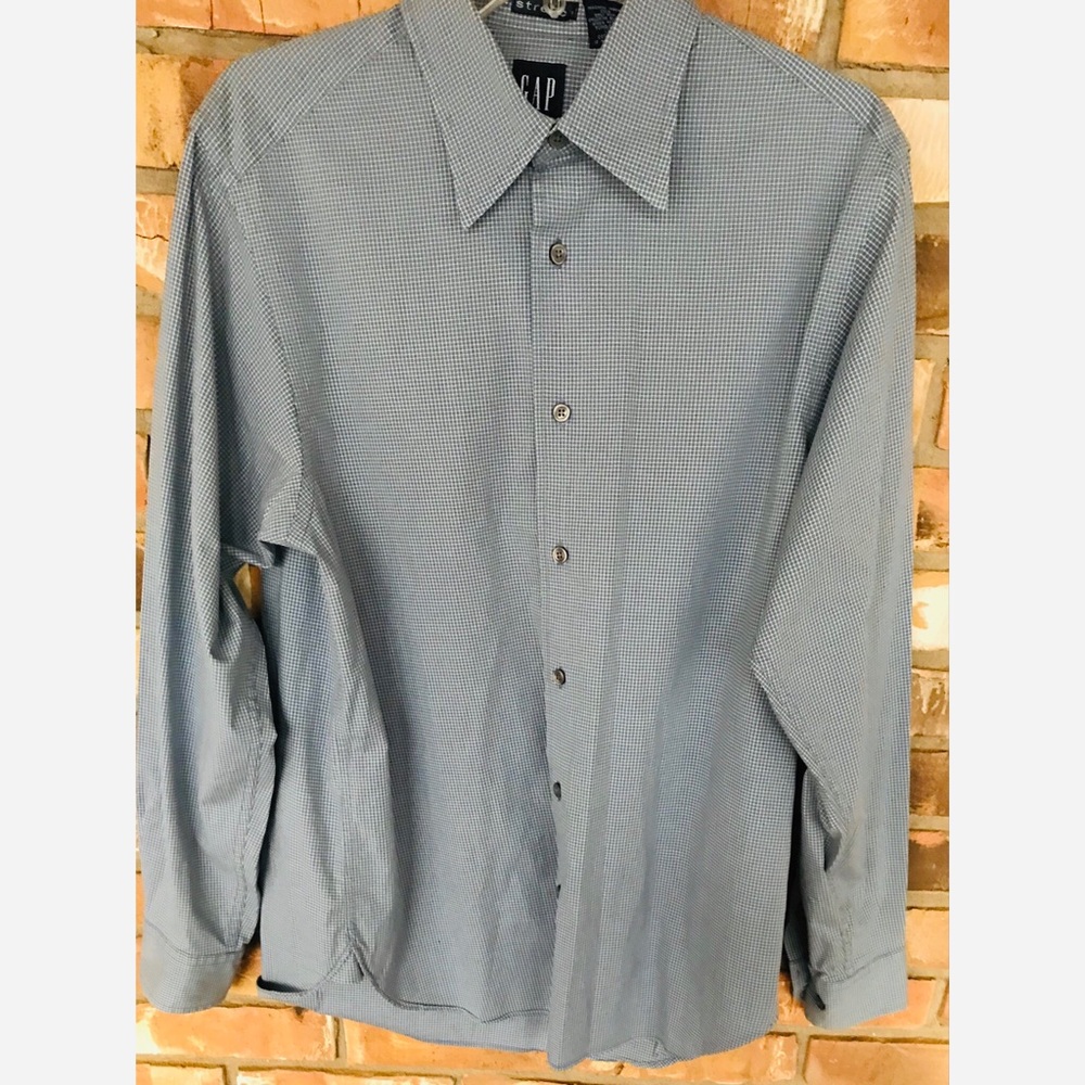 Gap Men’s Button Down Dress Shirt   Small